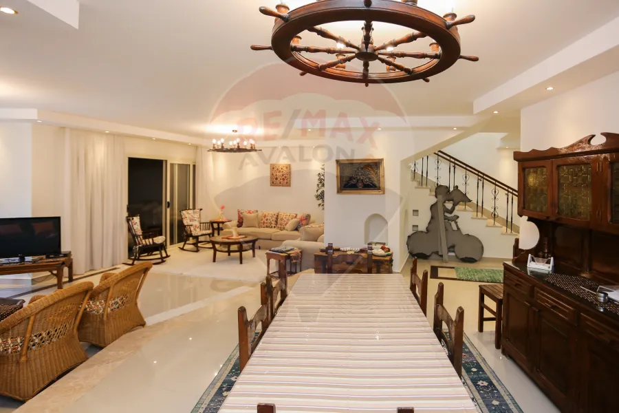 فيلا توين هاوس للبيع 415 م كينج مريوط (اليكس ويست - انطونيادس)