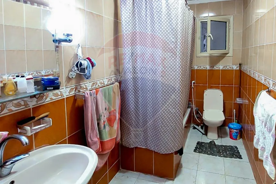 Apartment for sale 125 m Kafr Abdo (Al-Fayoumi st.)