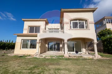 Stand alone villa for sale 1,300 m (Alex West - Antoniads)