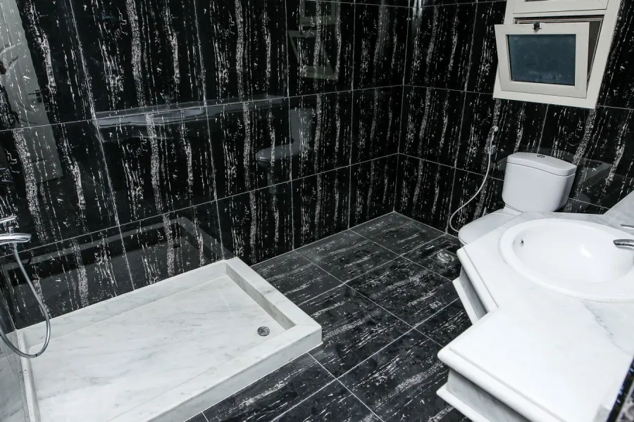 شقة للبيع 316م سموحة (كمبوند أنطونيادس)