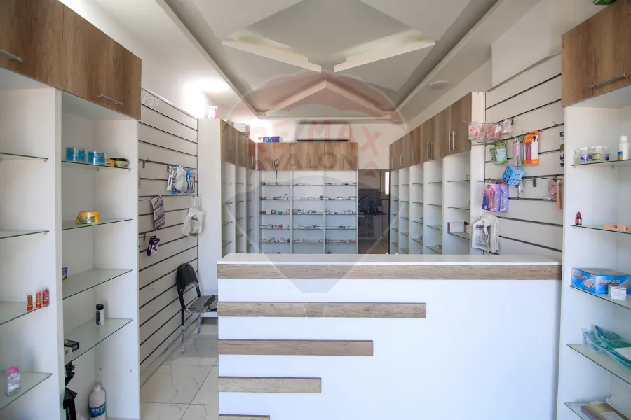 صيدلية للبيع 33 م الساحل الشمالي (أمام قرية بدر وزهران مول)