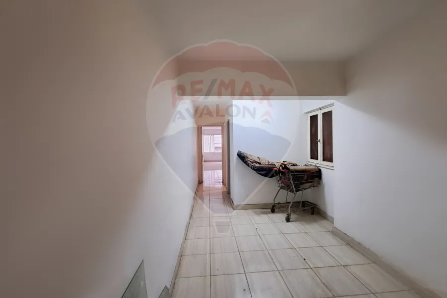 Apartment for sale 65 m Camp Chezar (behind faculty of Engineering)