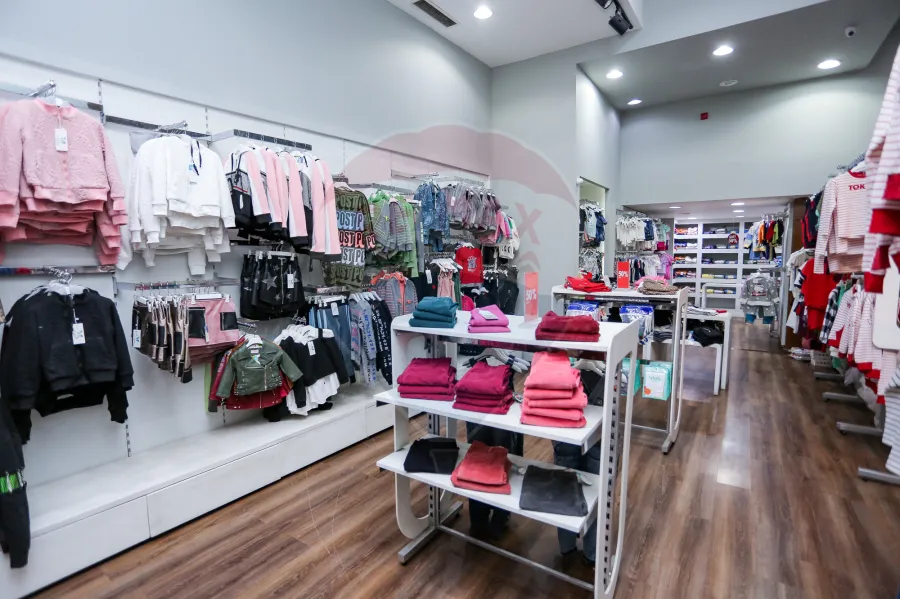 Shop For Rent 250 m Smouha ( Bahaa Eldein Elghatwry St )