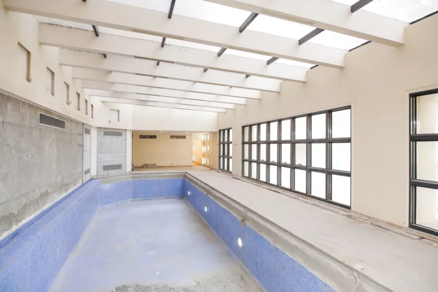 شقة للبيع 235م سموحة (أبراج اللوتس - ش فوزي معاذ الرئيسي)