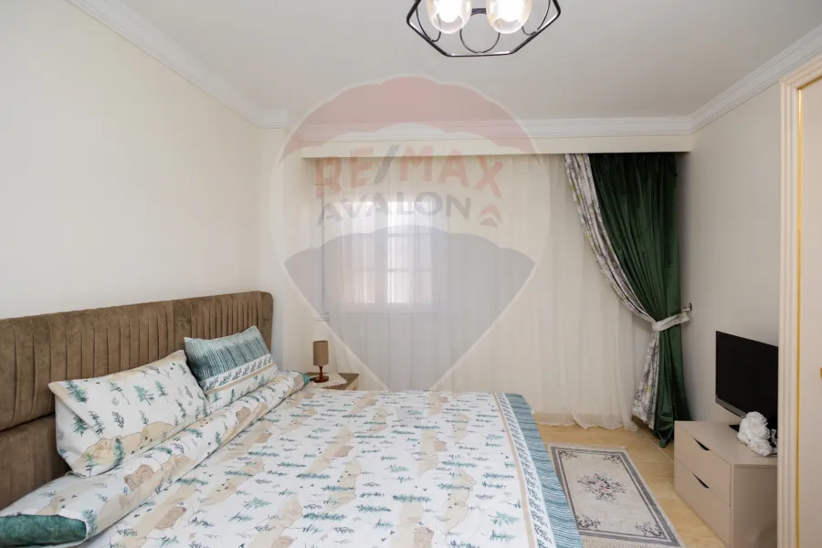 شقه للبيع  140 م سيدي بشر (تاني نمره من البحر )