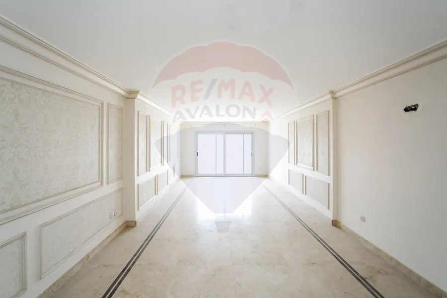 شقة للبيع 202 م سابا باشا (قصر المرغيني)