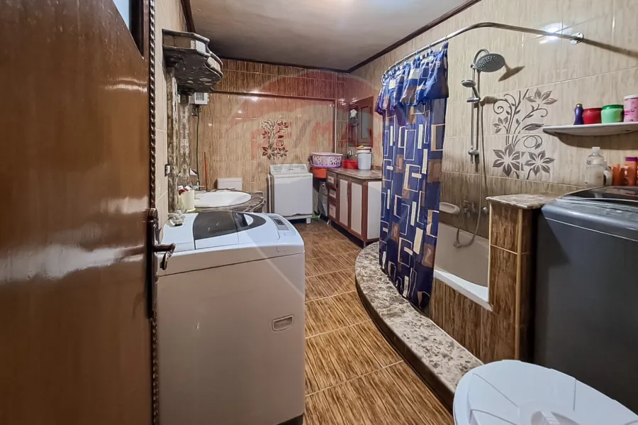 Duplex villa for sale 300 m Saba Basha (steps from Abo Qir st.)