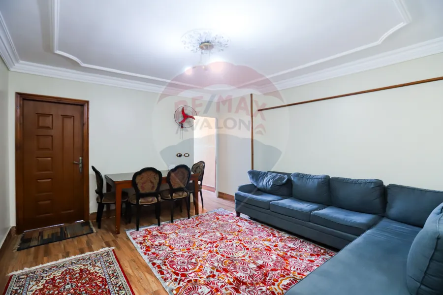 شقة للبيع 180م جناكليس (ش محمد سعيد باشا)