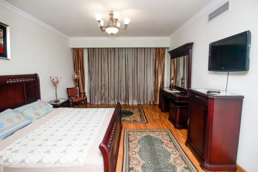 شقة مفروش للبيع 292م فور سيزونز سان ستيفانو