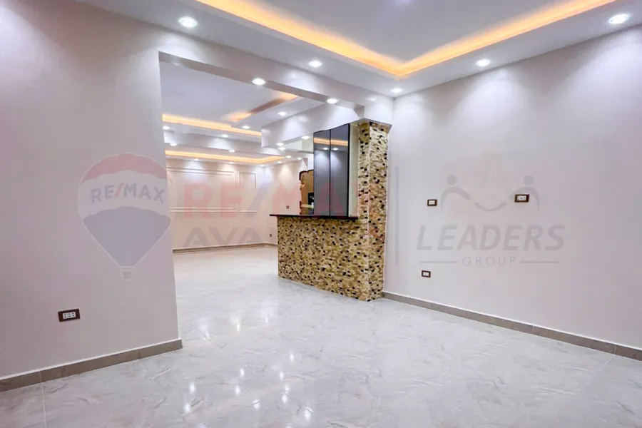 Apartment for rent 120 m Roushdy (Soria St)