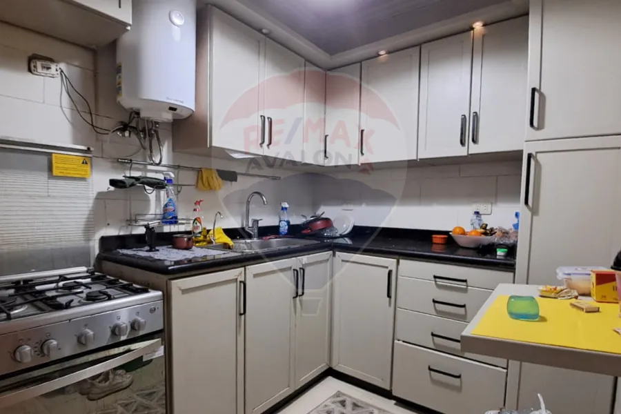 شقة مفروشة للايجار 120 م كليوباترا (ش طه حمدي)