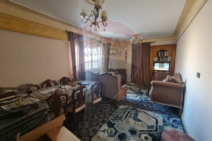 شقة للبيع 90 م سيدي بشر (ش جمال عبد الناصر الرئيسي)