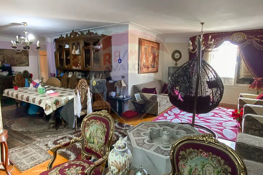 Apartment for sale 156 m Stanley (the third from the sea)