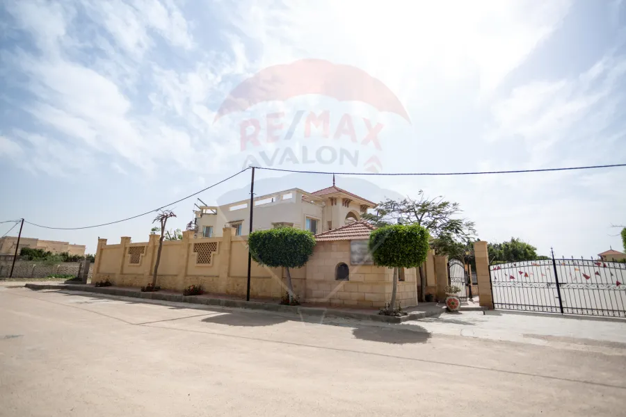 Villa for sale, 620 m, King Mariout (Al Safwa Compound)