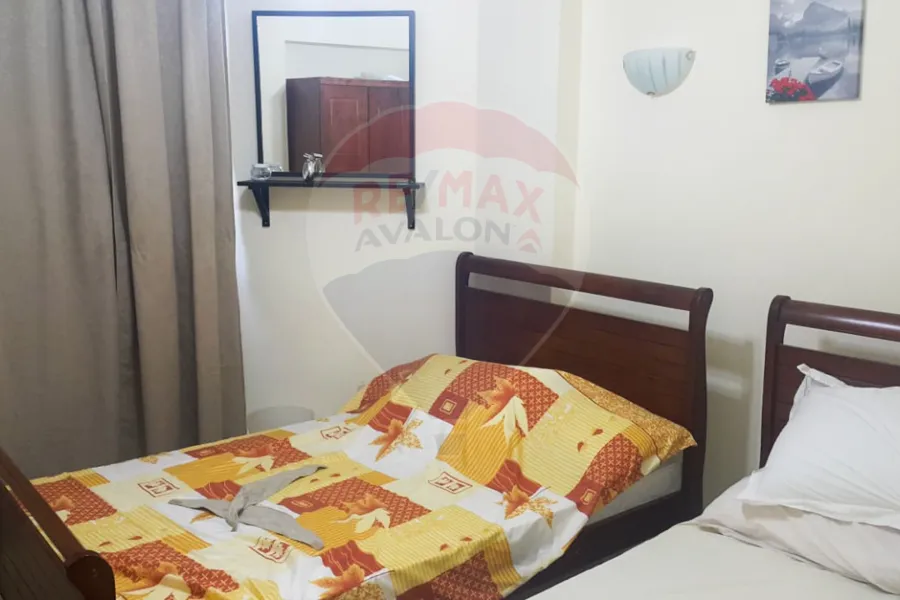 Chalet for sale 75 m + roof 75 m El Alamein (Vista Marina)