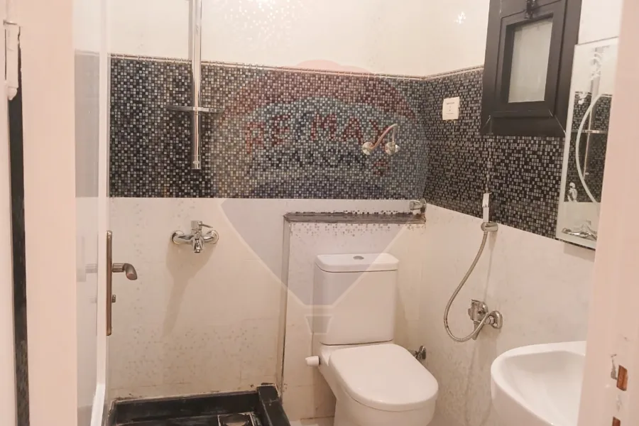 شقة للبيع 125 م سبورتينج (ش الاقصر)