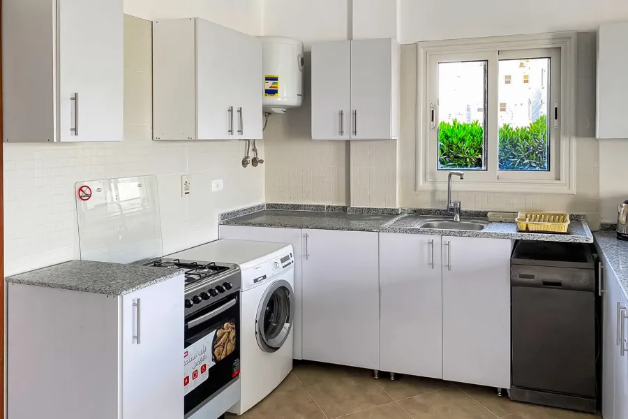 دوبليكس ارضي بحديقه 200 م للبيع (امواج - سيدى عبد الرحمن )