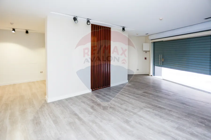 Shop For Rent 237 m Smouha (Elnasr Club St.) - Suitable For All Activities