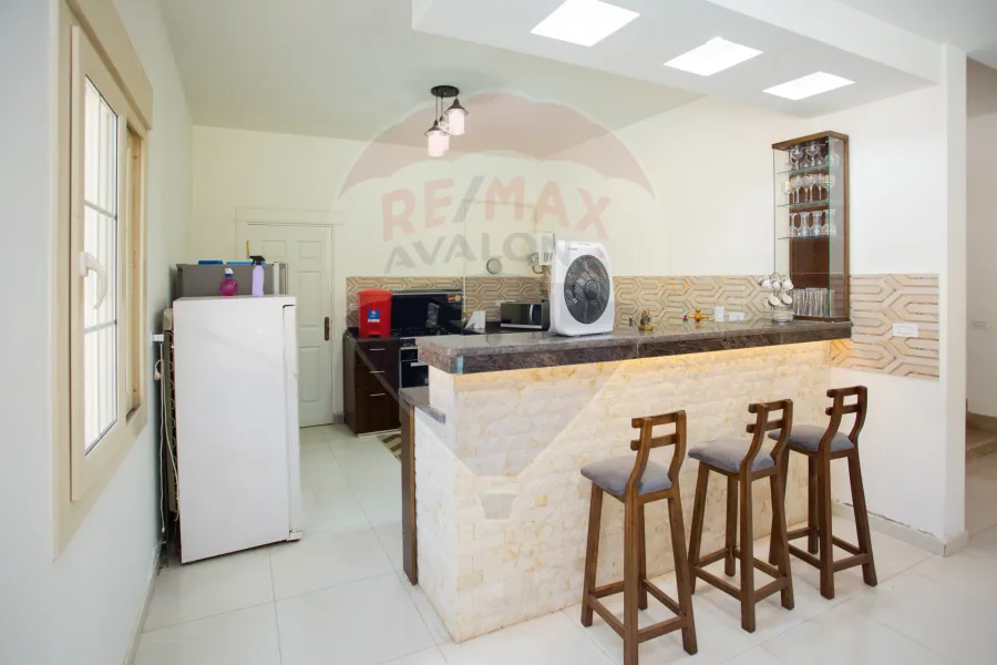 Villa for sale 600 m King Mariout (Al-Mashtal St.)
