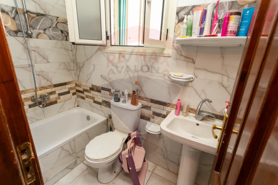 شقة للبيع 500 م سبورتنج (ش اللخمي)