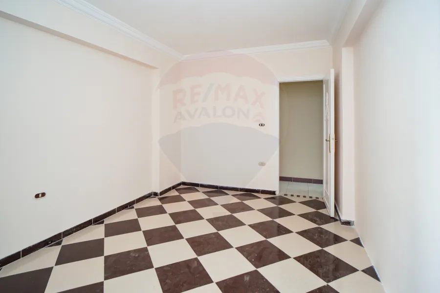 Apartment for sale 175 Sporting (AL-Nayrouz St.)