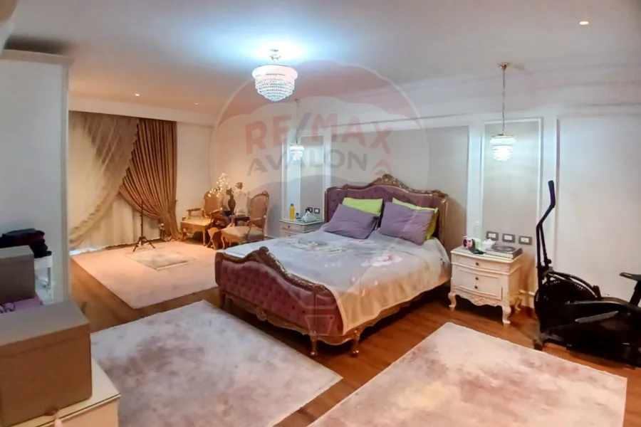 شقة للبيع 341 م الشلالات (ابراج كليوباترا بلازا)