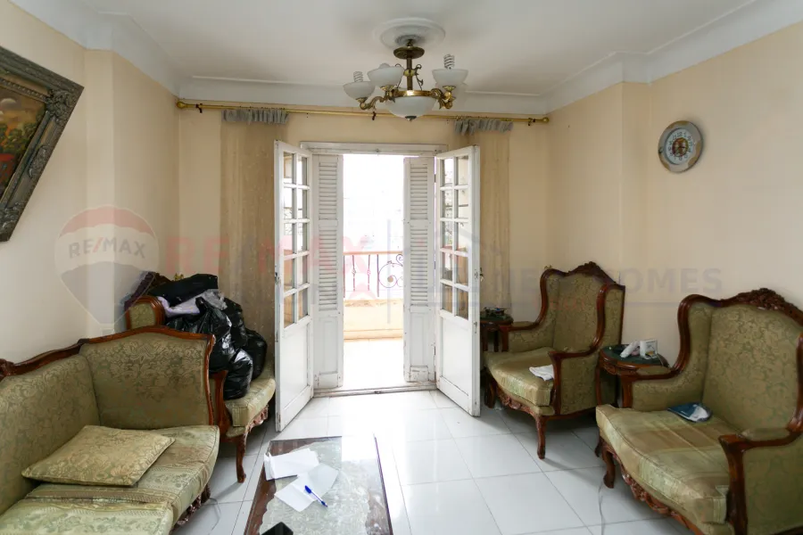 شقة للبيع 95 م سموحة ( ابراج القطن )