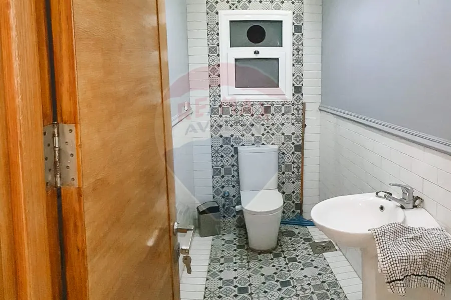 مقر إداري للبيع 77 م سموحة (ش كمال الدين صلاح)