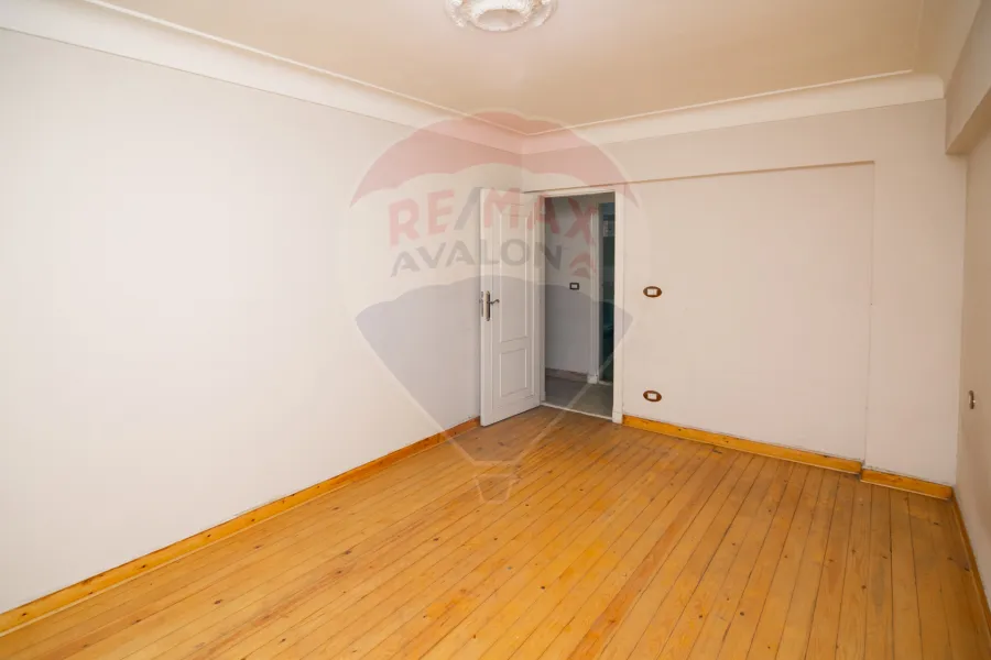 Apartment for sale in 130 m Al-Syouf (Gamila Bou Harid St.)