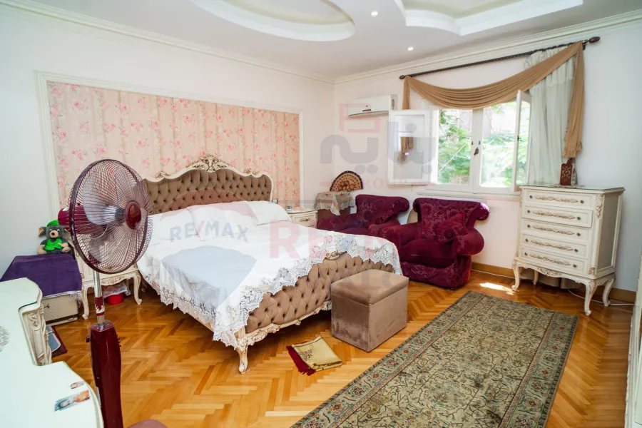 Apartment For Sale 215 m Kafr Abdo (Behind Qardahi Palace)