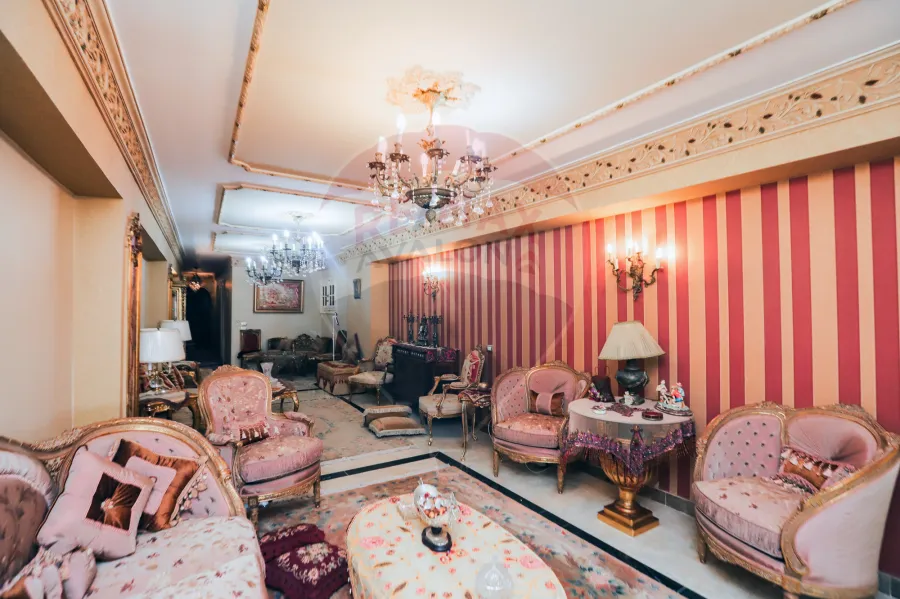 Apartment For Sale 475 m Camp Ceasar ( Directly On The Sea )