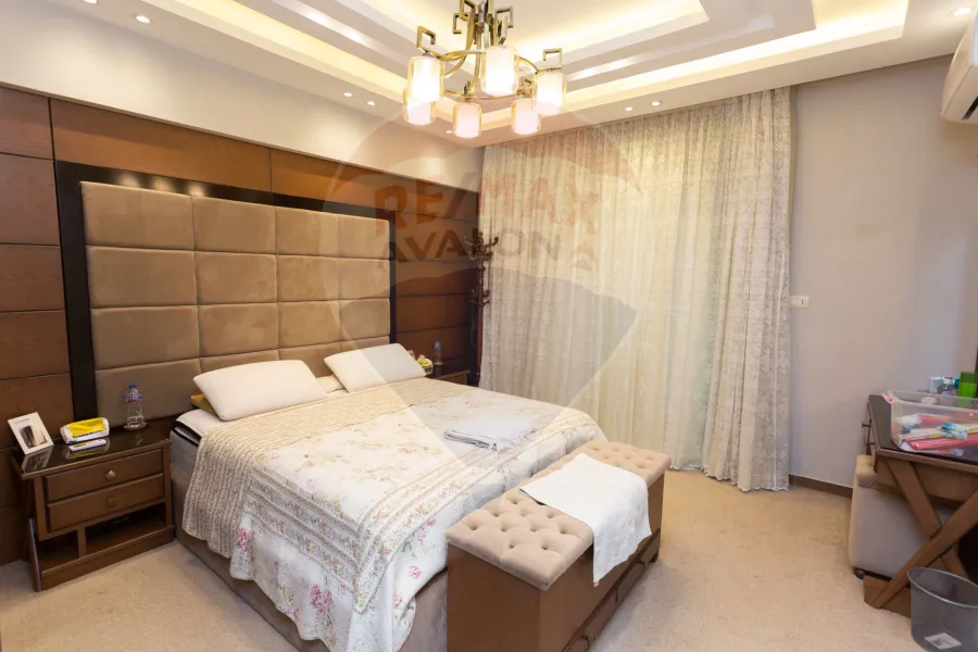 Furnished twin house for annual rent, 350 m², King Mariout (Al Orouba Royal)