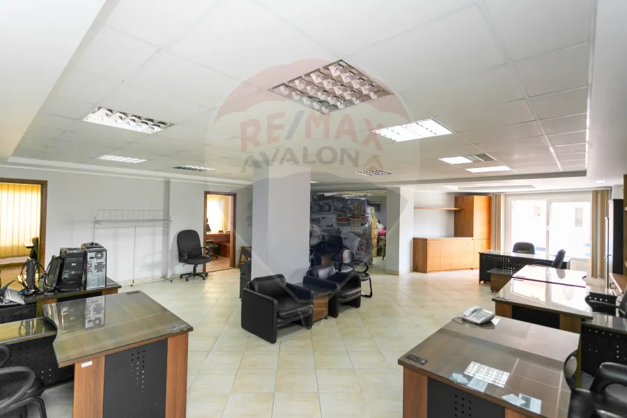 Administrative apartment for sale 179 m Zizenia (Abu Qir St)