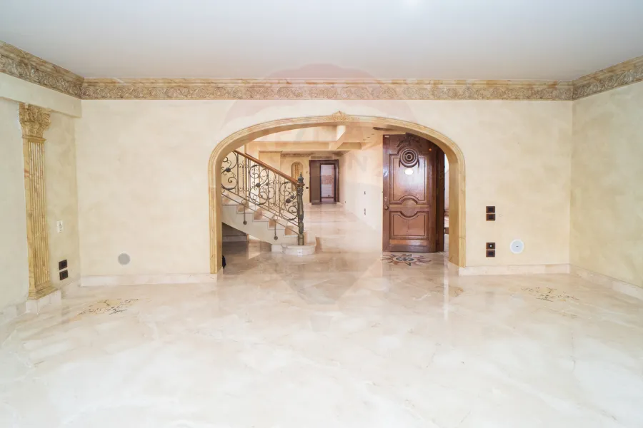 Duplex for sale 370 m Smouha (mostafa kamel st.)