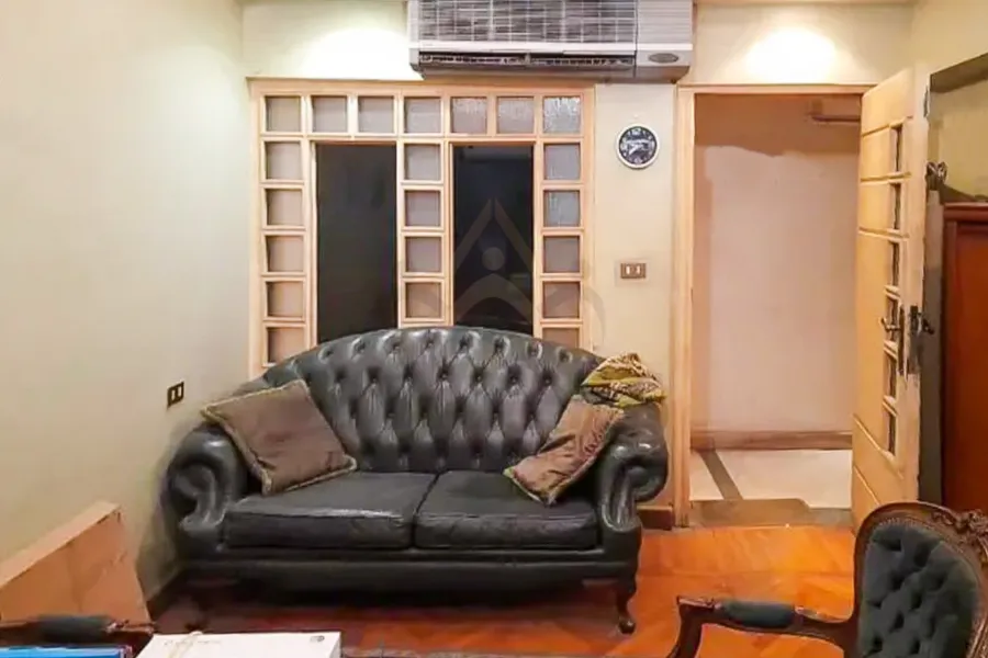 مكتب للايجار المفروش 85 م سموحه (ش محمود شكري)