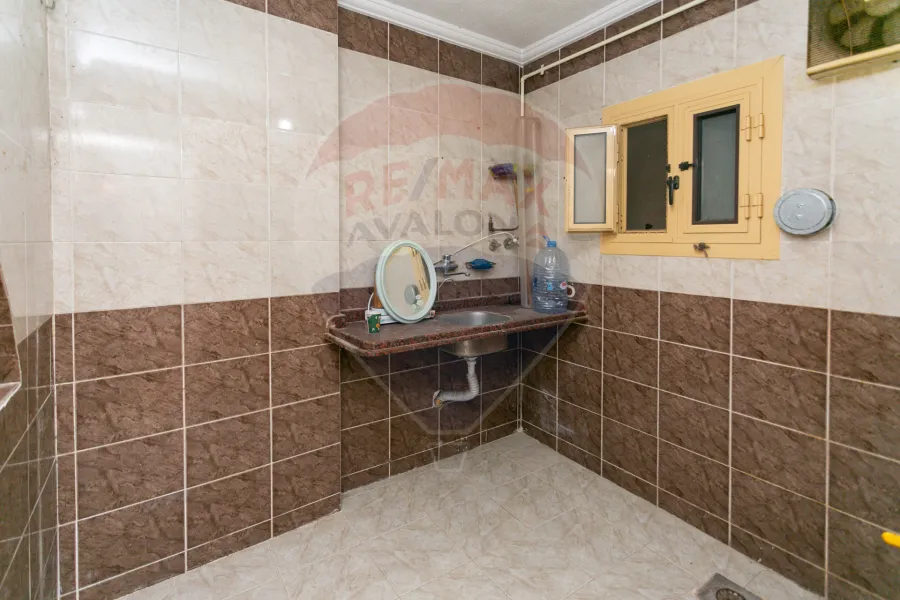 شقة للبيع 120م ميامي (ش جمال عبد الناصر)