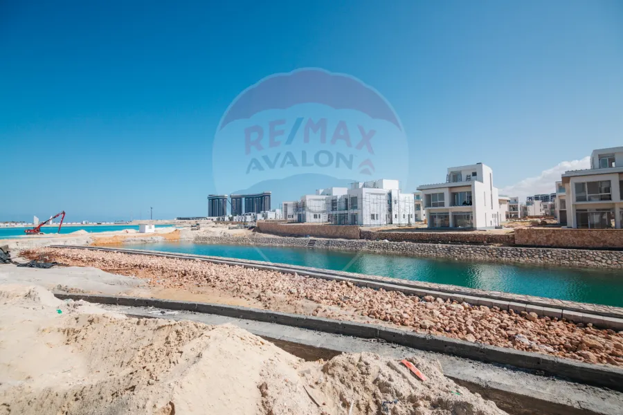 Villa for sale in El Alamein (Mazarine Island)