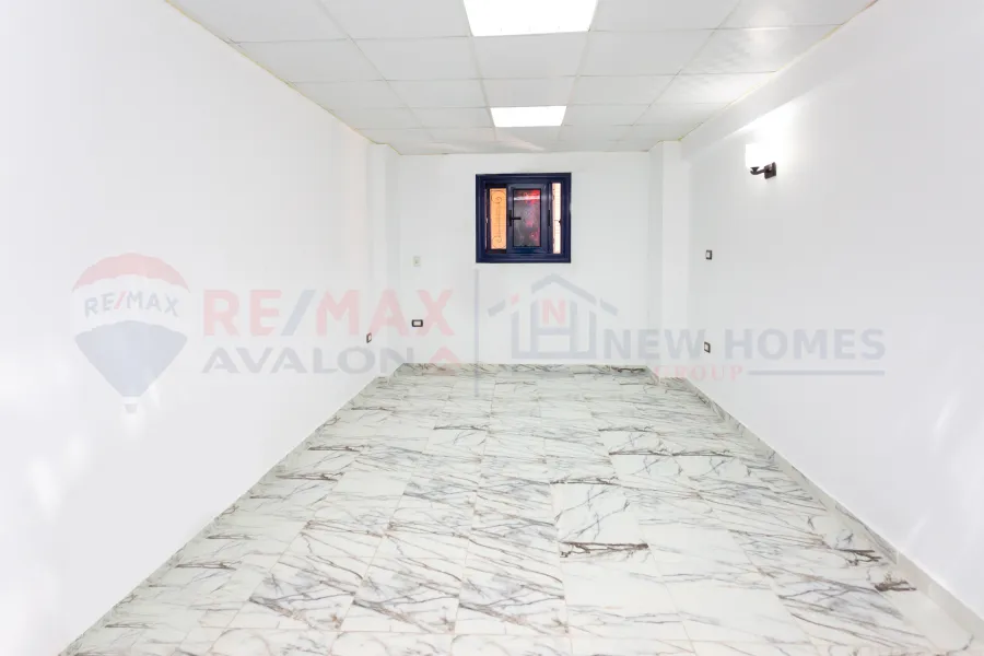 Administrative apartment for rent 100 m Victoria (Al Galaa St.)