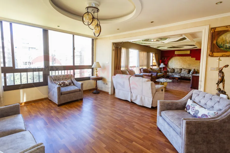 Apartment for sale 190 m Louran (Omar El-Mokhtar st.)