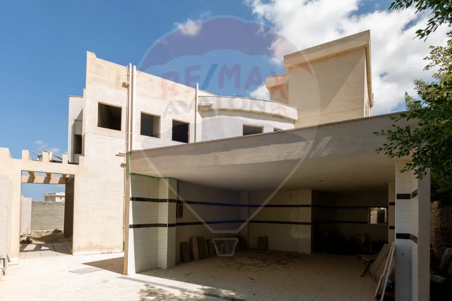 Stand alone villa for sale (Al-Kafouri Road) King Mariout 857 m