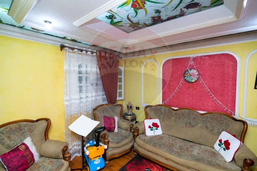 Apartment for sale 250 m Al-Sa'aa (Awlyaa elrahman st.)