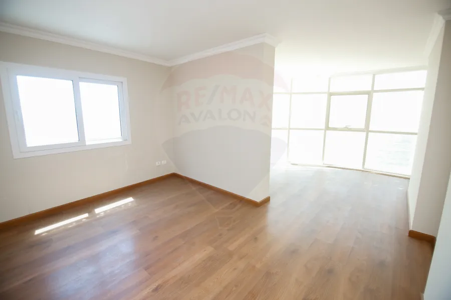 Apartment for sale 340m Stanly (Directly on the sea- brand building)