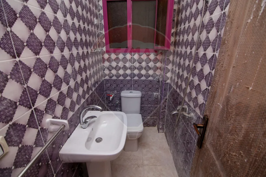 شقة للبيع  310 م صافي الحي اللاتيني ( ش فؤاد - عمارة براند)