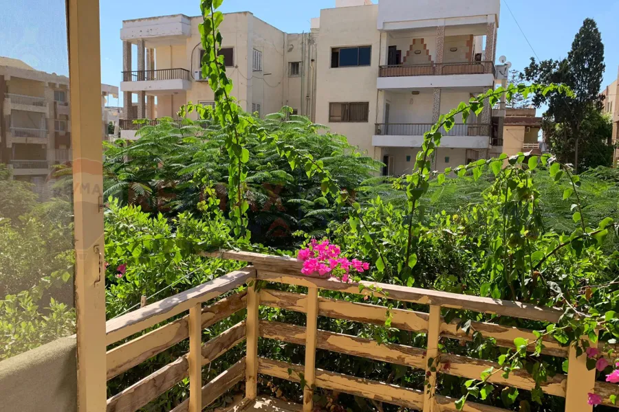 Apartment for sale 130 m Maamoura Beach (Sief Wanli St)