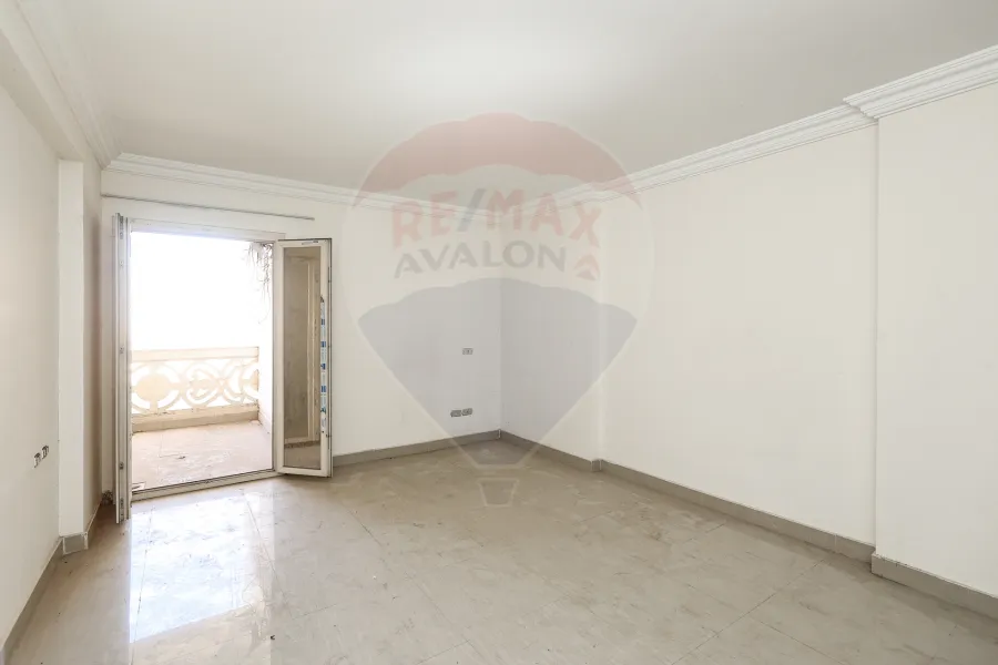 شقة للإيجار 170 م سموحة (دوران فيكتور عمانويل)