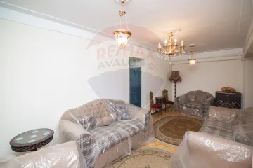 Apartment for sale 90 m sidi gaber (Steps from Marshal Street)