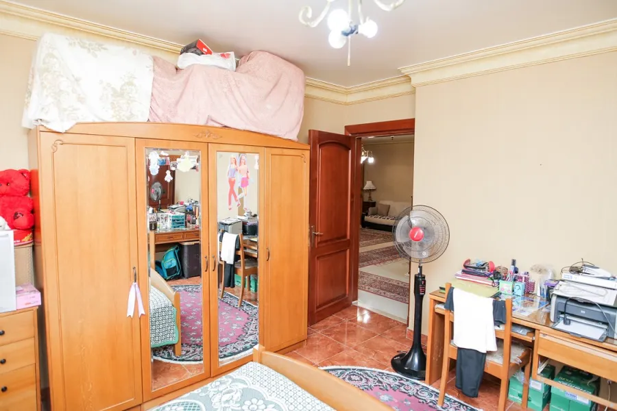 شقة للبيع 320م سموحة (أبراج سيف - متفرع من ألبرت الأول)