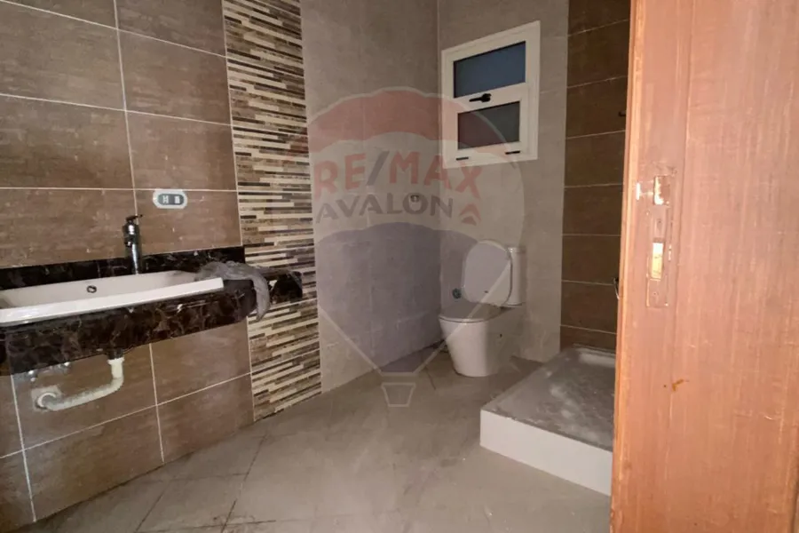 Apartment for sale 180 m Smouha (Fawzi Moaz main St - Brand building)