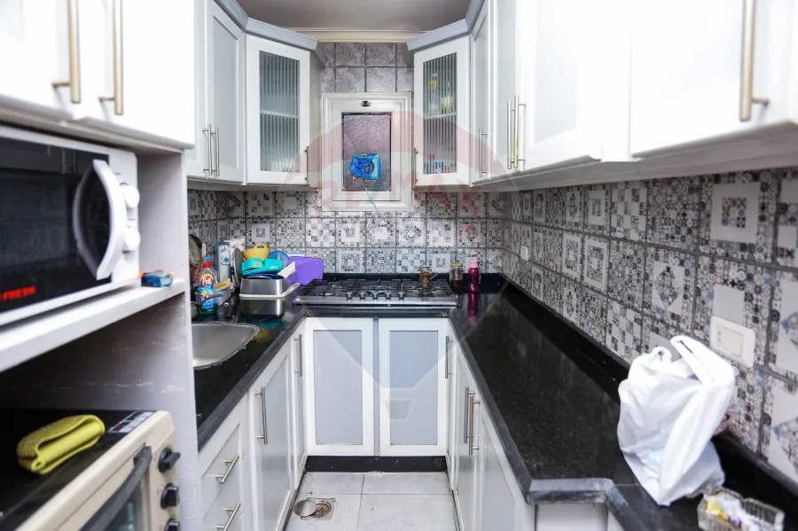 شقة للبيع 156 م سموحة (ميدان عزبة سعد)