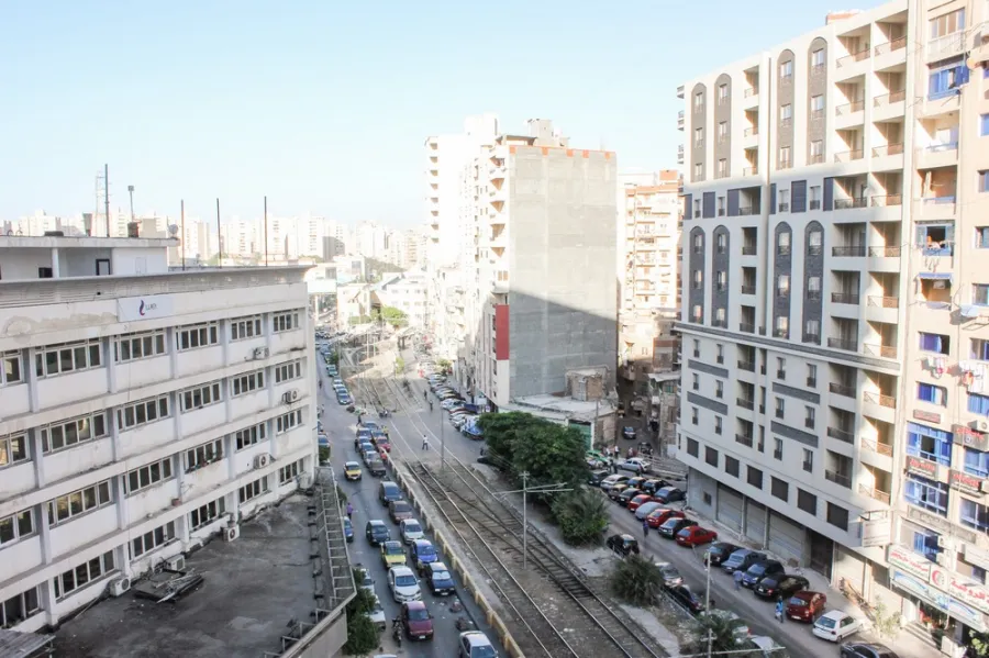 شقة للبيع 151م سيدي جابر ( علي الترام مباشرة )